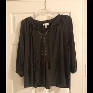 Green Liz Claiborne baby doll style top.